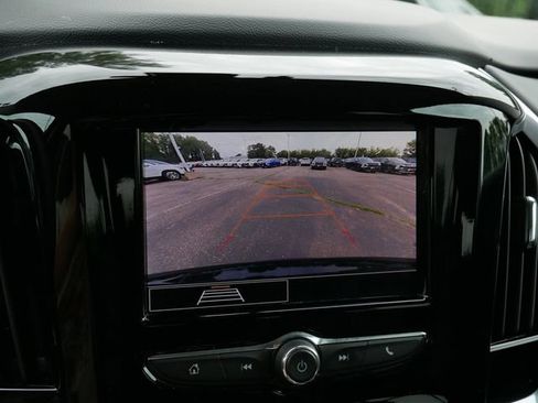 Used 2020 Chevrolet Traverse LS AWD/4WD image 27