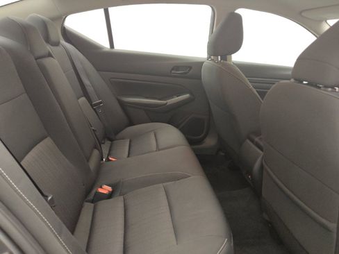 Used 2025 Nissan Altima 2.5 SV FWD image 19