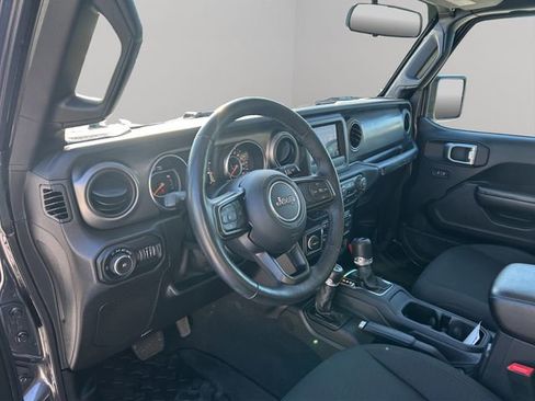 Used 2019 Jeep Wrangler Unlimited Sport S image 26
