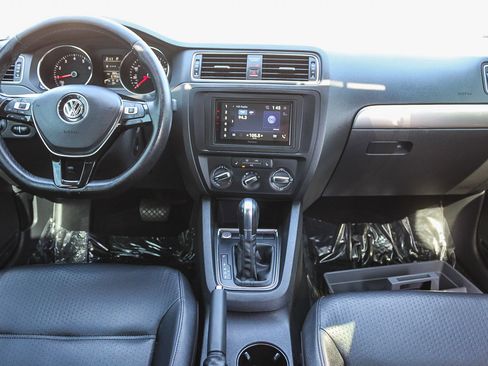 Used 2015 Volkswagen Jetta SE image 13