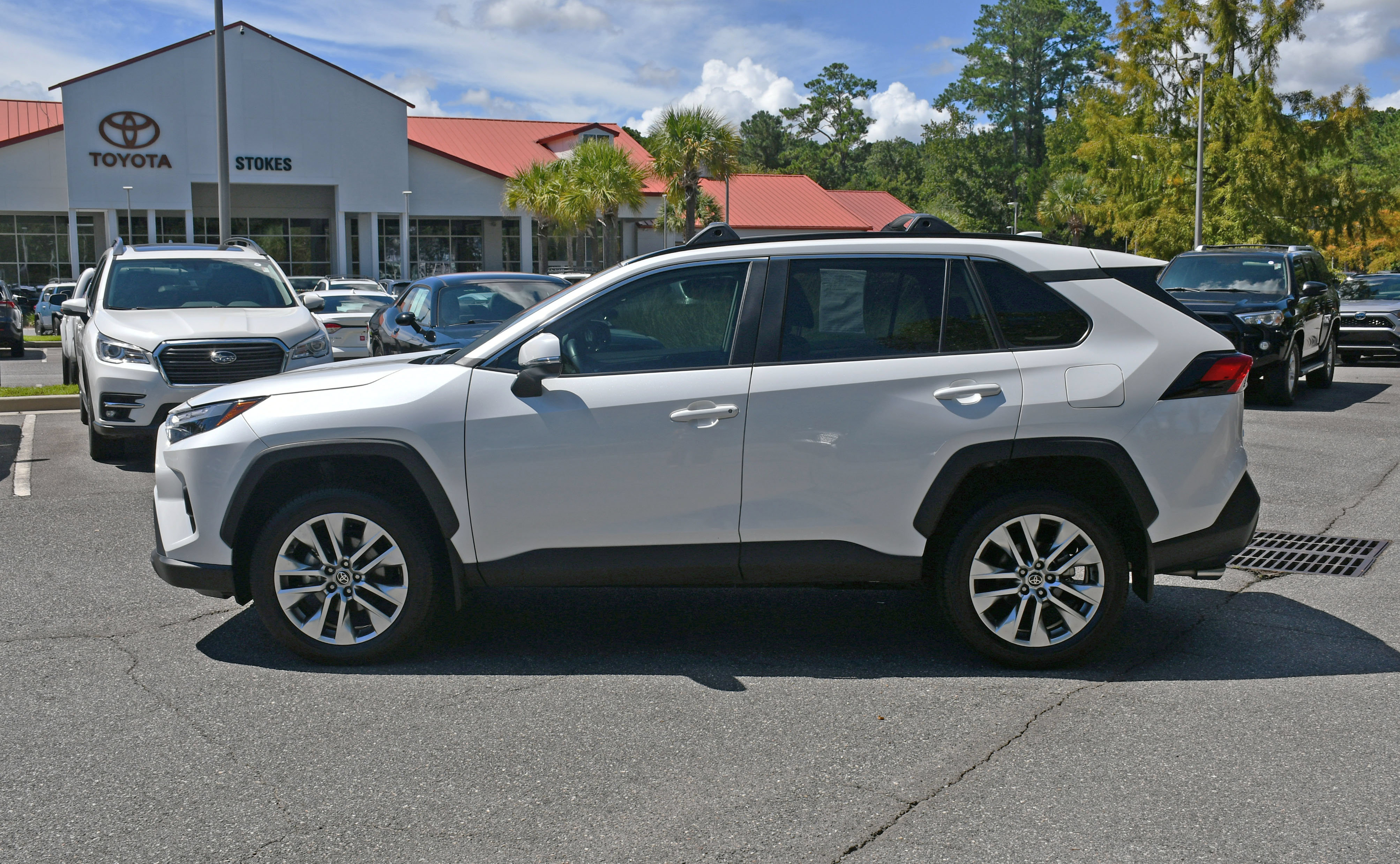 Certified 2024 Toyota RAV4 XLE Premium FWD image 2