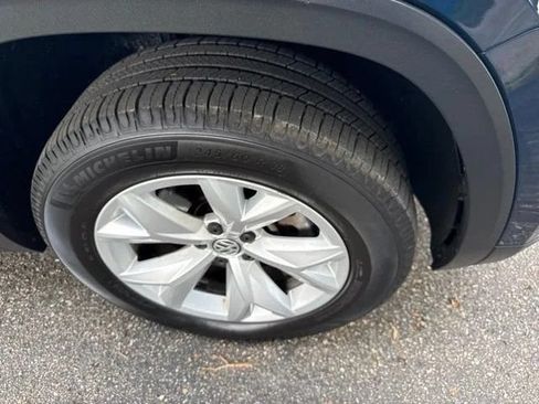 Used 2019 Volkswagen Atlas SE w/ Towing Package FWD image 5