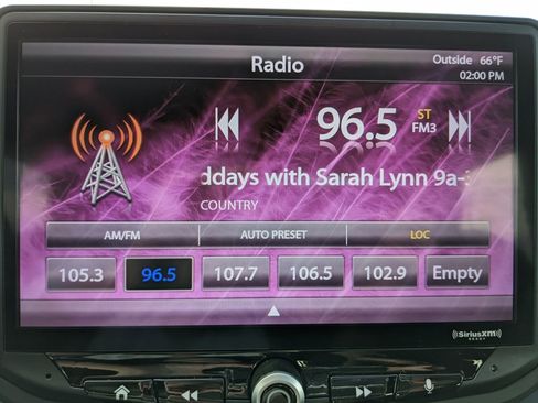 Used 2023 Jeep Wrangler Willys image 25