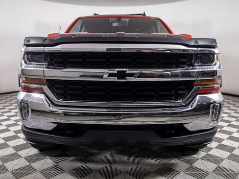 Used 2018 Chevrolet Silverado 1500 LT w/ All Star Edition AWD/4WD image 3