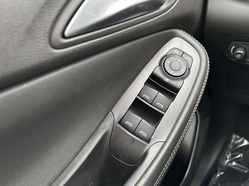 Used 2025 Buick Encore GX Preferred image 20