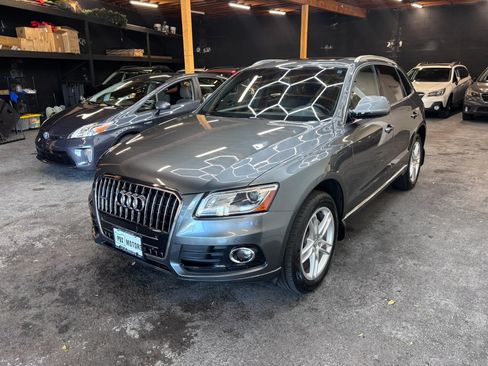 Used 2016 Audi Q5 2.0T Premium Plus w/ Technology Package AWD/4WD image 3