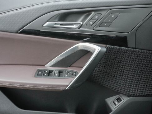 Certified 2025 BMW X2 xDrive28i image 29