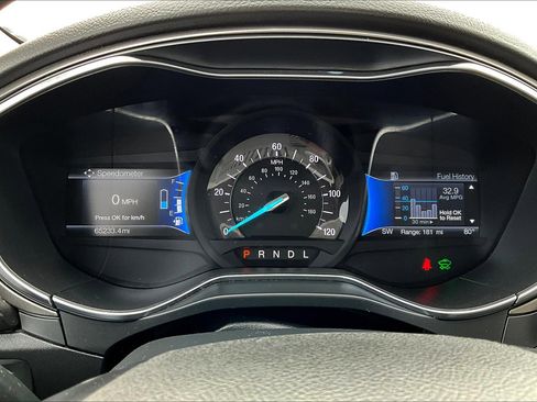 Used 2018 Ford Fusion S image 24