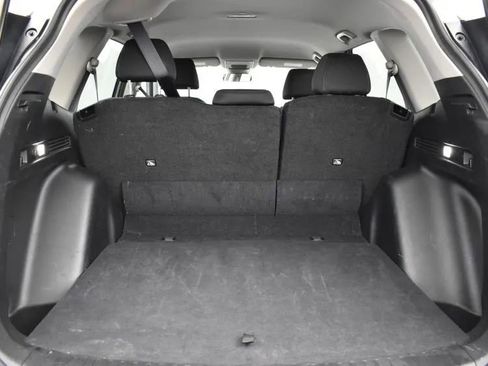 Used 2025 Honda CR-V LX image 16