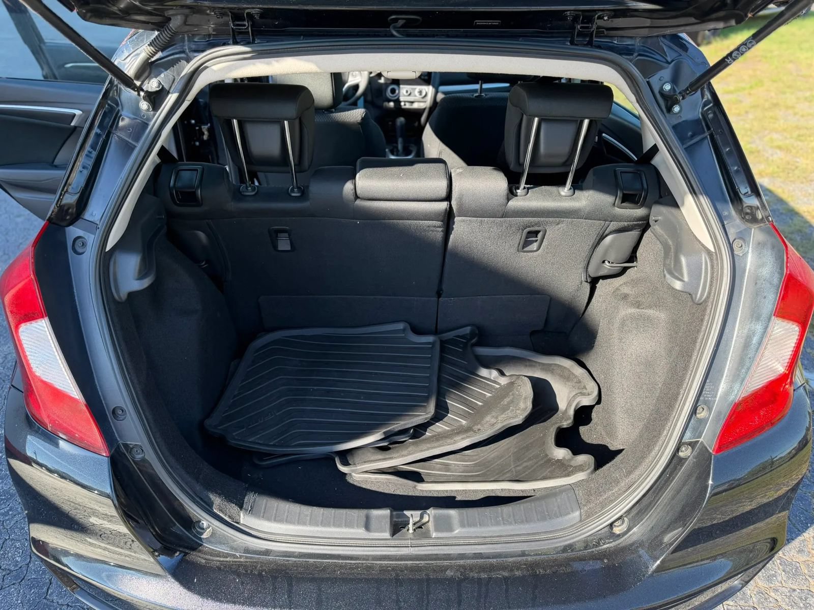 Used 2020 Honda Fit LX image 11