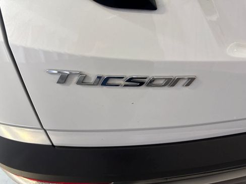 Used 2024 Hyundai Tucson Limited AWD/4WD image 13
