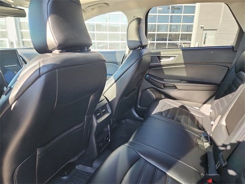 Certified 2022 Ford Edge SEL w/ Convenience Package image 25