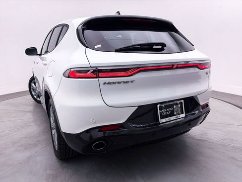 Used 2024 Dodge Hornet R/T image 9