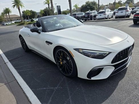 Used 2022 Mercedes-Benz SL 63 AMG 4MATIC image 3