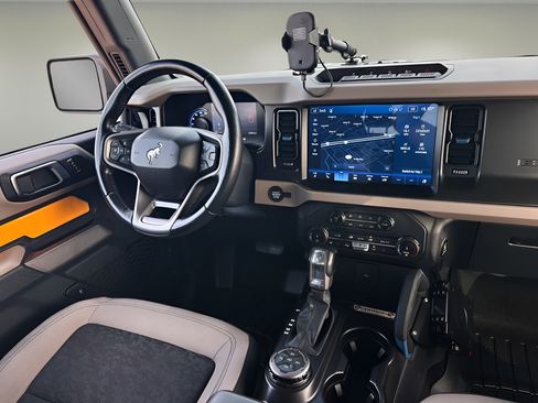 Used 2022 Ford Bronco Wildtrak AWD/4WD image 7