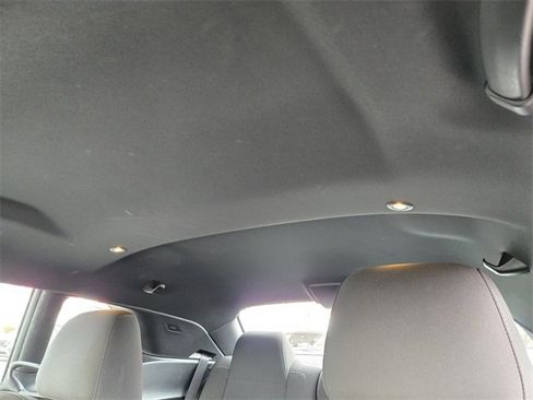 Used 2022 Dodge Challenger GT image 12