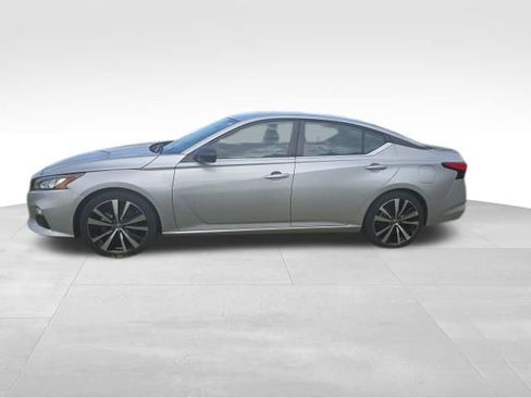 Used 2022 Nissan Altima 2.5 SR image 4