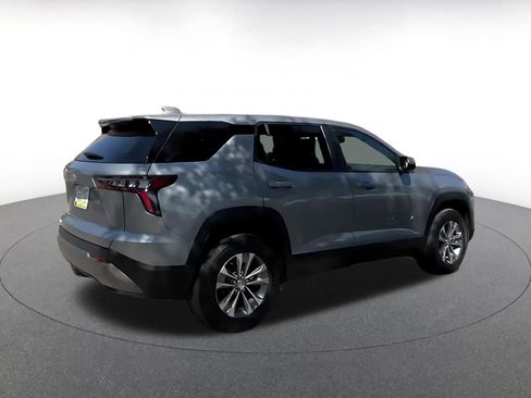 Used 2025 Chevrolet Equinox LT image 15