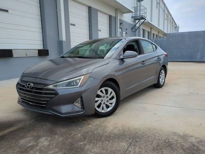 Used 2019 Hyundai Elantra SE w/ Cargo Package