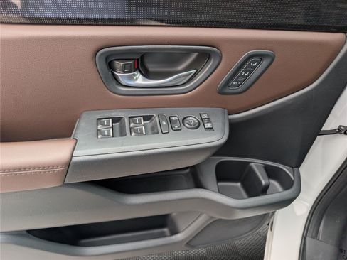 Used 2023 Honda Pilot Elite image 22