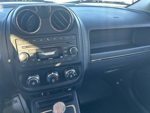 Used 2017 Jeep Patriot Sport w/ Tire & Wheel Group image 23