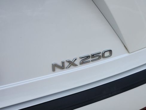 Used 2025 Lexus NX 250 FWD w/ Towing Package (2000 Lbs) image 40