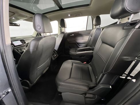 Used 2022 Volkswagen Atlas SEL R-Line image 25