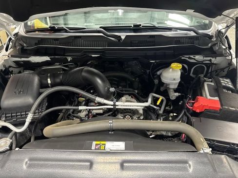 Used 2023 RAM 1500 Classic SLT w/ Trailer Tow Group AWD/4WD image 31