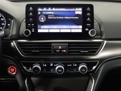 Used 2018 Honda Accord Sport image 26