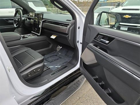 New 2026 GMC Sierra EV Denali image 12