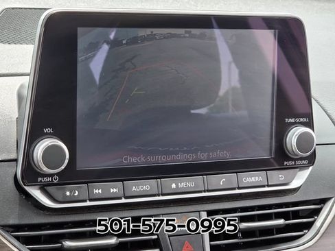 Used 2024 Nissan Altima 2.5 SV FWD image 22