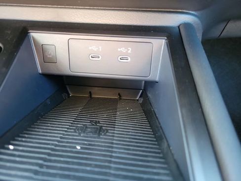 New 2026 Nissan Kicks SR image 18