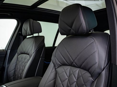 New 2026 BMW X5 xDrive50e w/ M Sport Package image 23