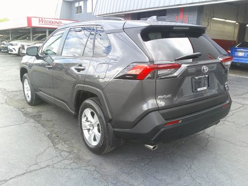 Used 2020 Toyota RAV4 XLE w/ Convenience Package AWD/4WD image 15