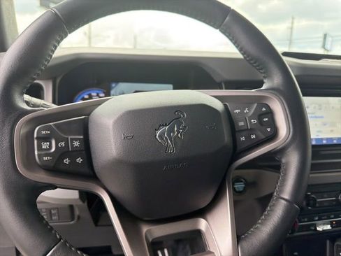 Used 2023 Ford Bronco Black Diamond AWD/4WD image 13