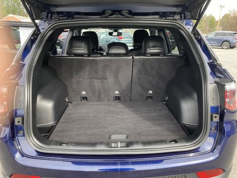 Used 2021 Jeep Compass Latitude image 12