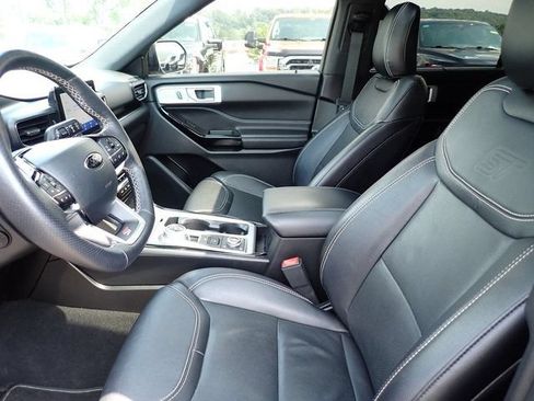 Certified 2022 Ford Explorer ST w/ Equipment Group 401A AWD/4WD image 18