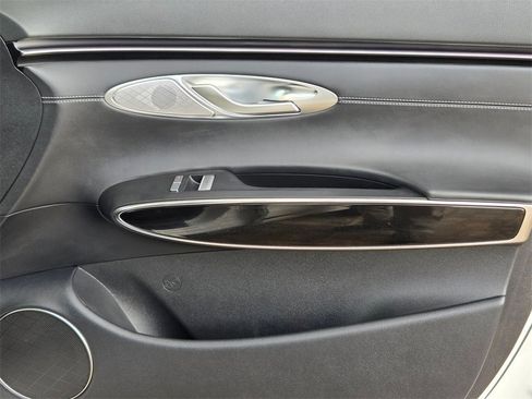 Used 2026 Genesis GV70 2.5T image 28