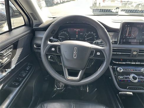 Certified 2022 Lincoln Corsair Standard w/ Equipment Group 101A image 14