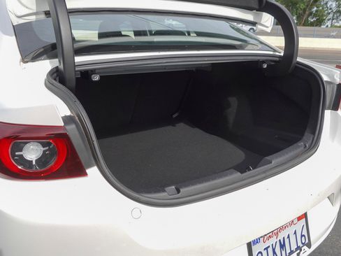 Used 2025 MAZDA MAZDA3 s image 23