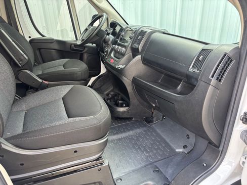 Used 2020 RAM ProMaster 2500 image 24