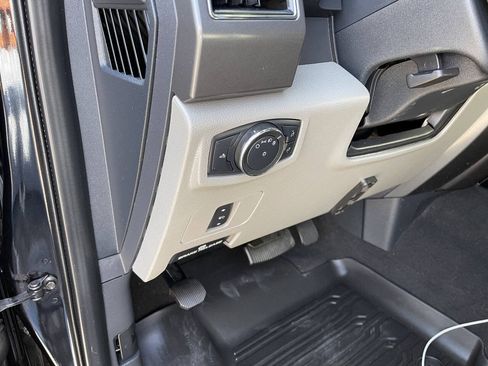 Used 2022 Ford F350 XLT AWD/4WD image 10
