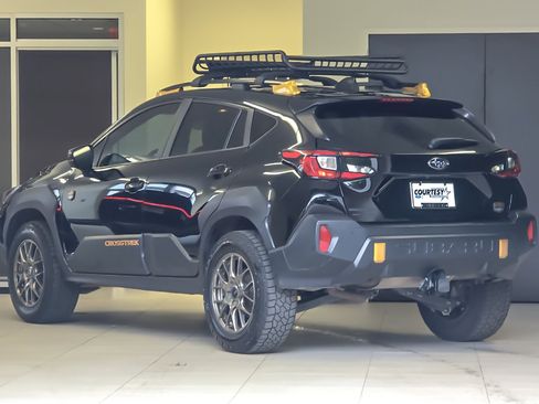 Used 2024 Subaru Crosstrek 2.5i Wilderness AWD/4WD image 6