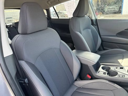 Certified 2025 Subaru Crosstrek 2.5i Premium AWD/4WD image 14