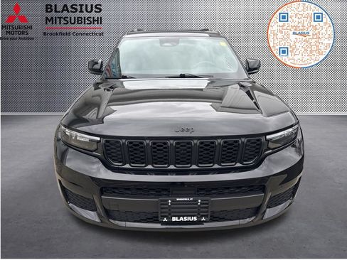 Used 2023 Jeep Grand Cherokee L Laredo AWD/4WD image 49