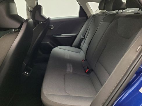 Used 2025 Kia K4 FWD image 18