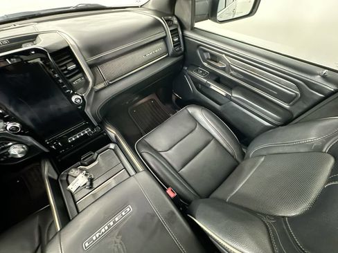 Used 2019 RAM 1500 Limited w/ Advanced Safety Group AWD/4WD image 11