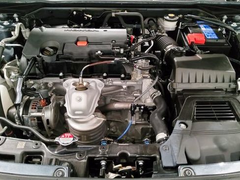 Used 2024 Honda Civic Sport image 10
