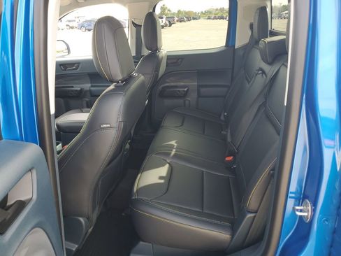 Used 2025 Ford Maverick Lobo image 23