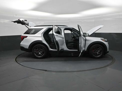 New 2026 Ford Explorer ST w/ Sun And Sound Package AWD/4WD image 37